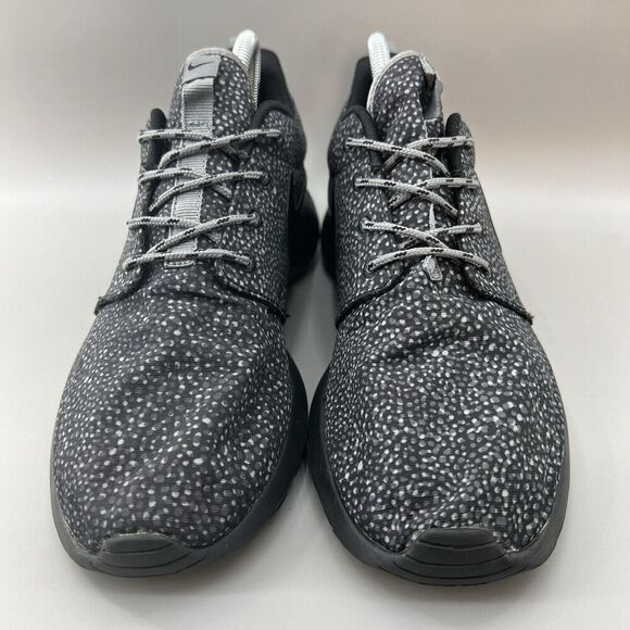 Nike Roshe Run Print Women Size 9.5 Shoes Black Gray Running Sneakers 599432-002 - Picture 2 of 9
